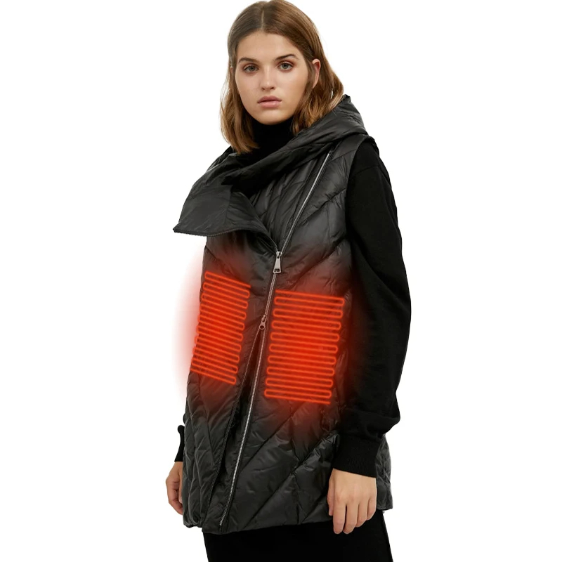Parka chauffante femme intelligente et électrique sans manches Parka chauffante femme intelligente et électrique sans manches sur une femme sur fond blanc