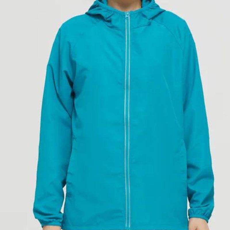 Parka cirée femme légère à capuche avec protection UV Parka cirée femme légère à capuche avec protection UV