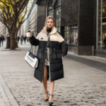 Parka femme chaude et longue avec grandes poches sur une femme dans la rue