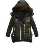 Parka garçon vert kaki avec inscription avec fourrure synthétique capuche