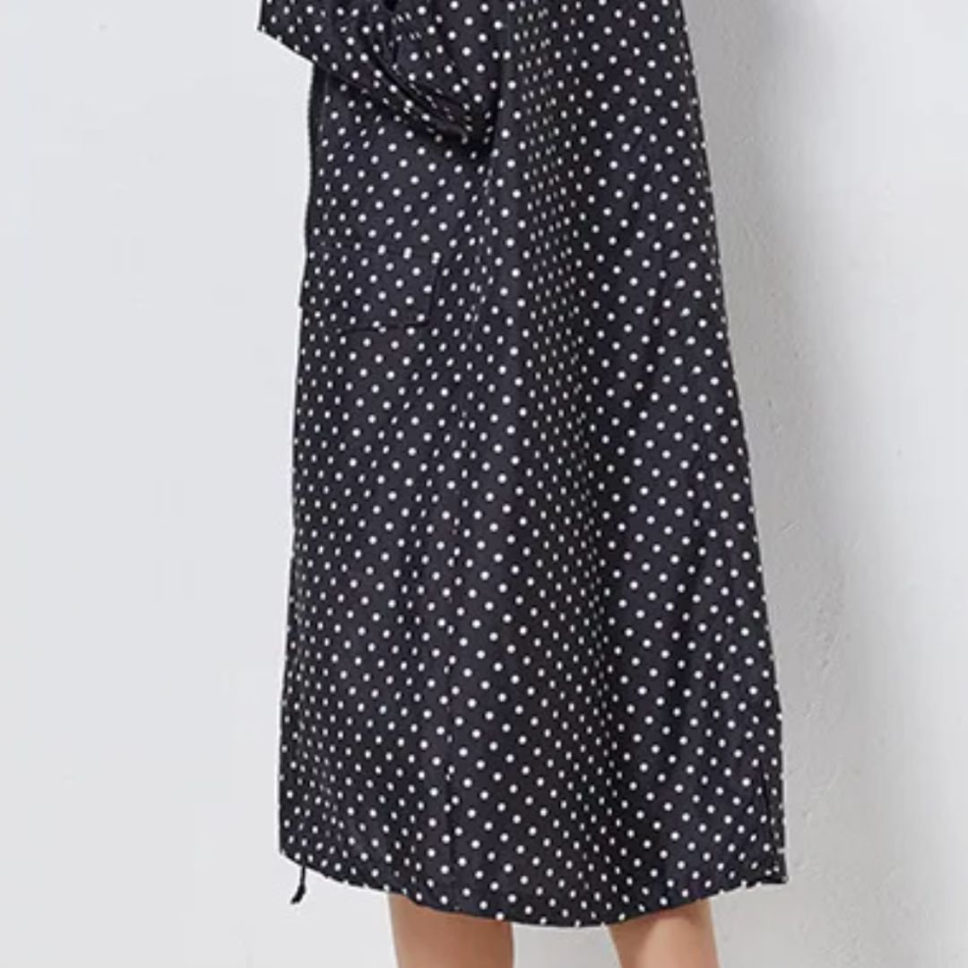 Parka légère femme noire et blanche à poids avec pochette de transport