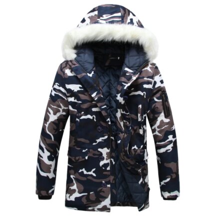 Parka militaire homme avec capuche en fausse fourrure blanche, style camouflage marine.