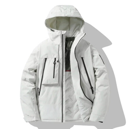 Parka ski chaude avec capuche pour homme sur fond blanc