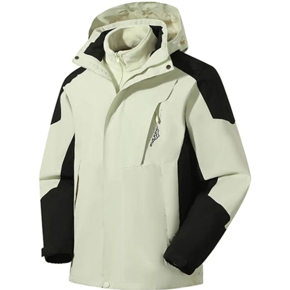 Parka ski coupe-vent avec capuche détachable sur fond blanc