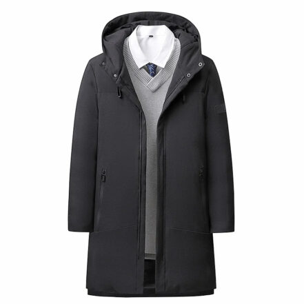 Parka foot homme coupe-vent à capuche sur fond blanc