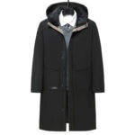 Parka foot homme longue et élégante sur fond blanc